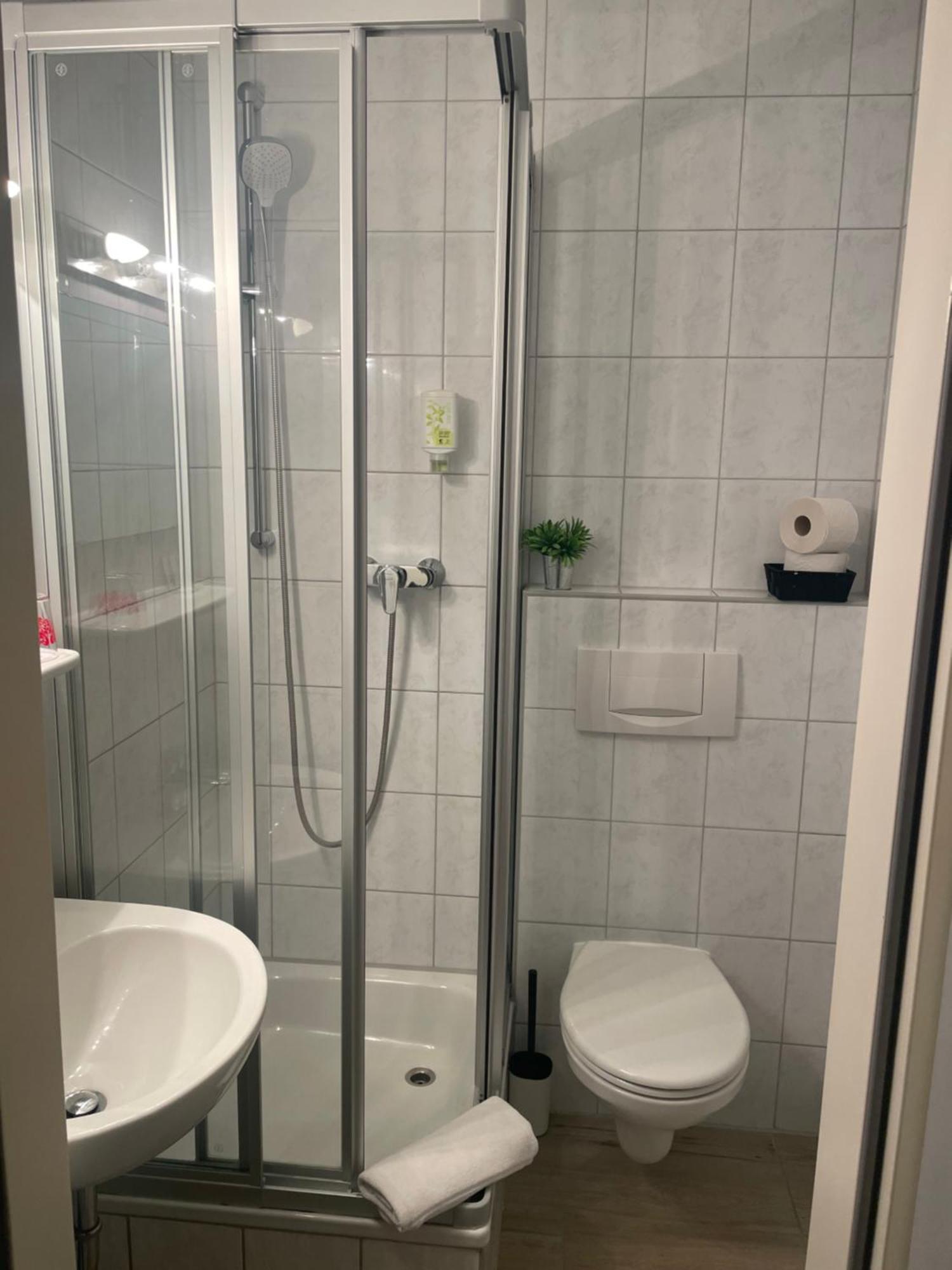 Hotel-Gasthof Gruener Hof Freising Pokój zdjęcie